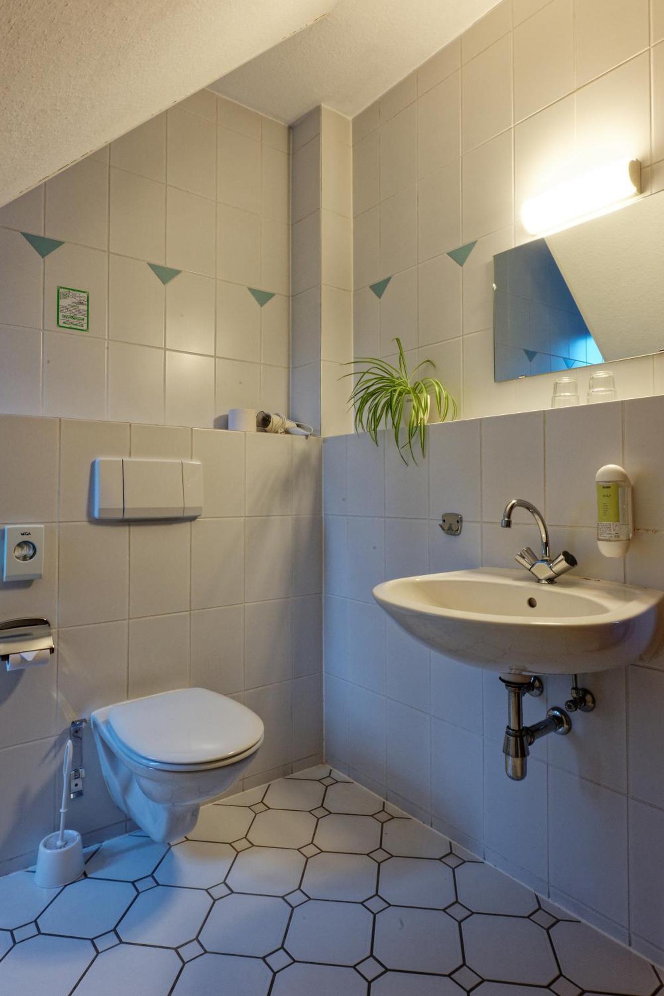 Landhaus Falkenstein ทัมบัค-ดีทฮัตซ์ ภายนอก รูปภาพ