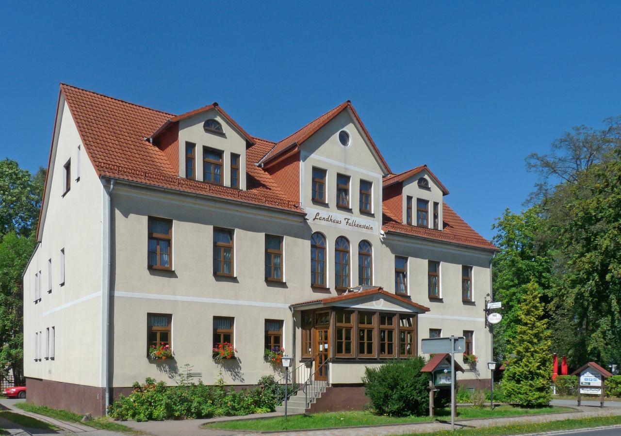 Landhaus Falkenstein Hotel ทัมบัค-ดีทฮัตซ์ ภายนอก รูปภาพ